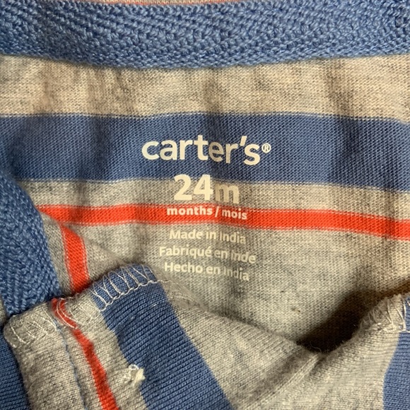 ‘CARTERS’ ONESIE + ‘KIDGETS’ CREWNECK!! - Picture 2 of 9